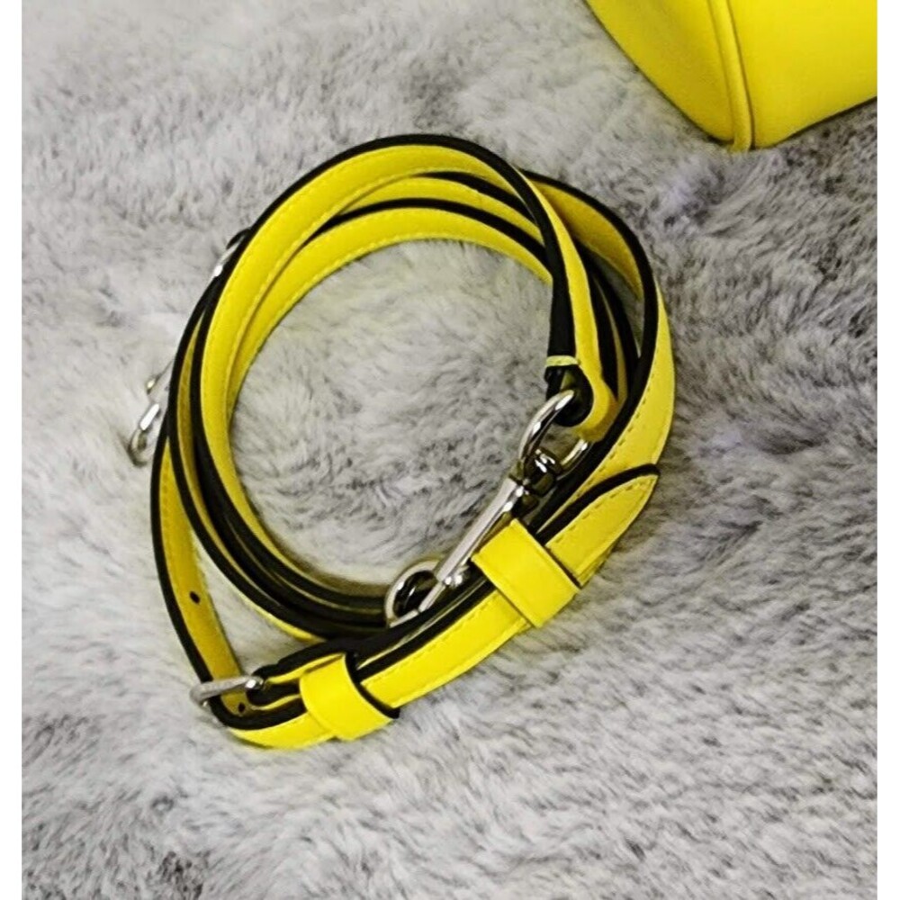 COACH X PEANUTS SNOOPY MINI SURREY YELLOW SATCHEL CROSSBODY LIMITED EDITION 100 - Picture 3 of 12